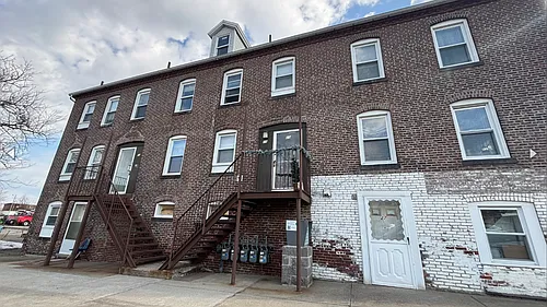 21 West St Photo 1