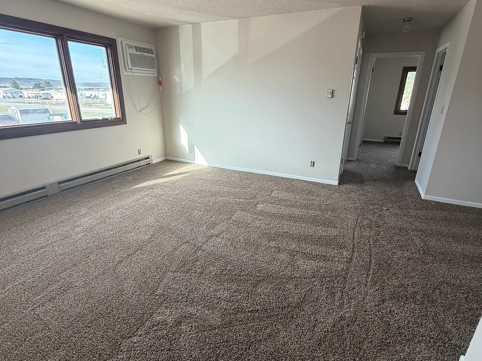 2 bed, $875 — Photo 2