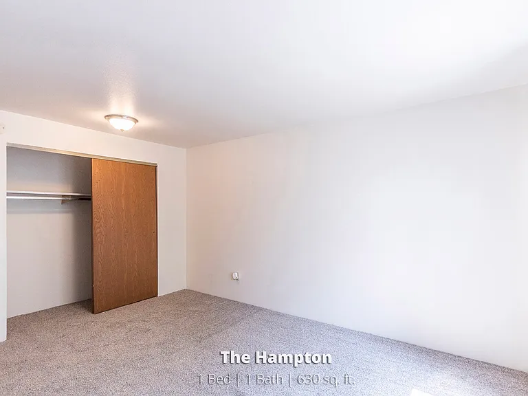 Hampton - Bedroom Hampton - Bedroom