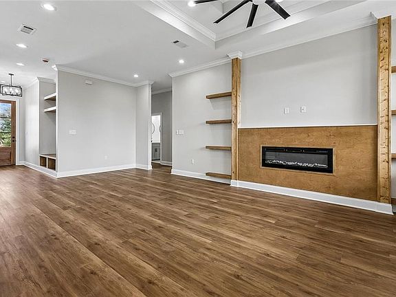 2nd image of 5400 Bundy Rd