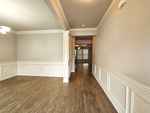 4th image of 7561 Silk Tree Point