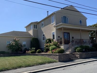 46 Cove Rd, Dartmouth, MA, 02748