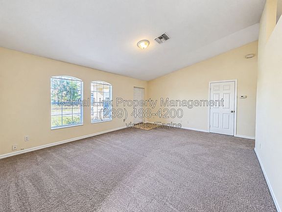 3rd image of 4219 30th St SW