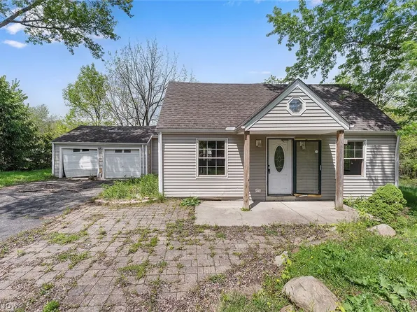 23804 Blackburn Rd, Bedford, OH 44146