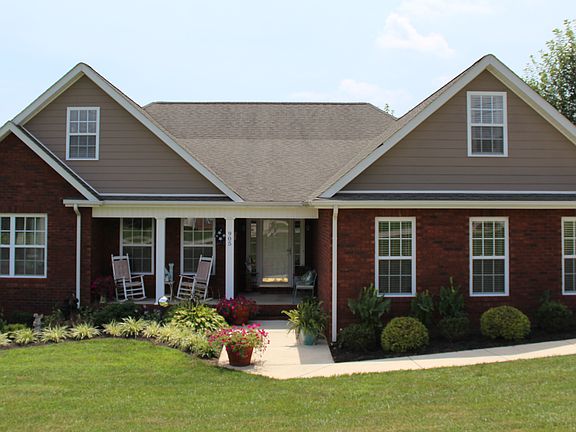 2nd image of 905 River Bend Dr
