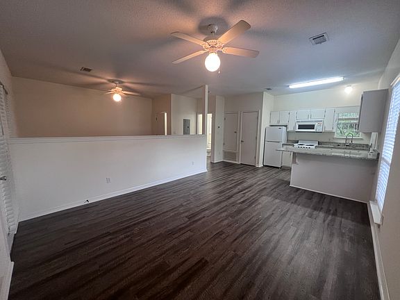 5th image of 169 Kenai Cir #B