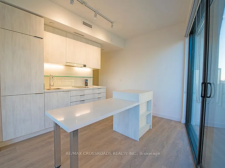 215 Queen St W #808 — Photo 5