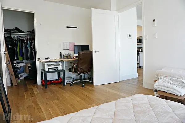 Rented by Mdrn Residential | media 29