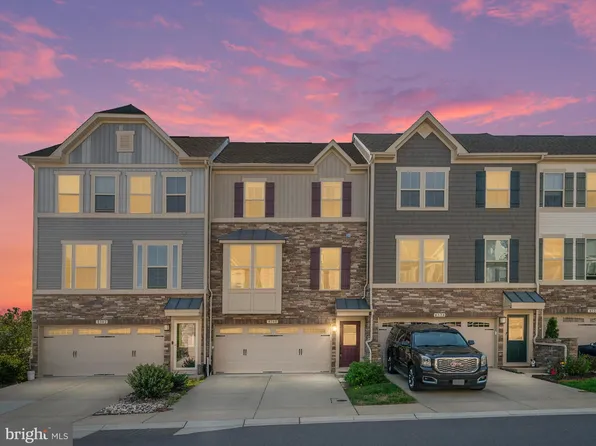 8340 Kippis Rd, Millersville, MD 21108