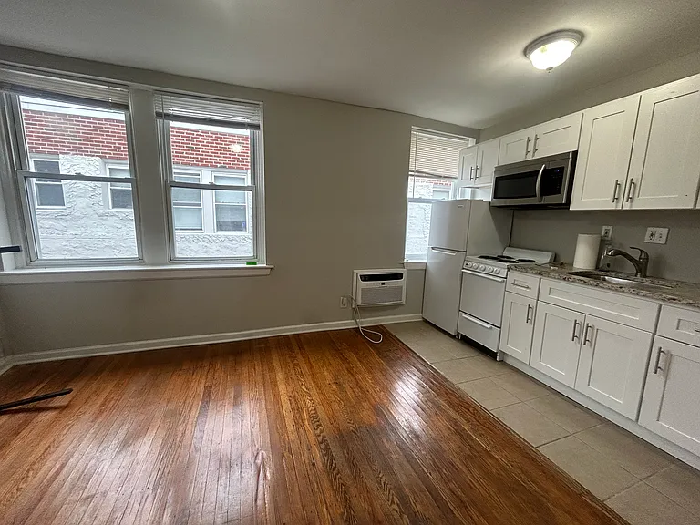 3416 Spring Garden St #B12 — Photo 10