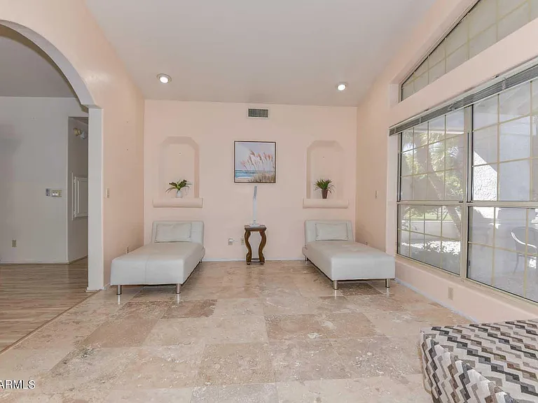 5237 N 106th Ave — Photo 36