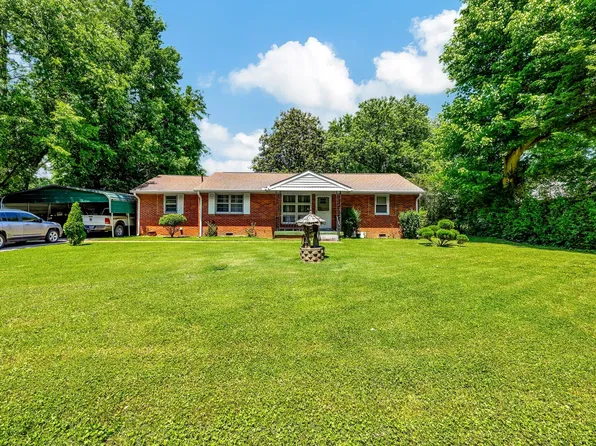 3 Donelson Dr, Clarksville, TN 37042