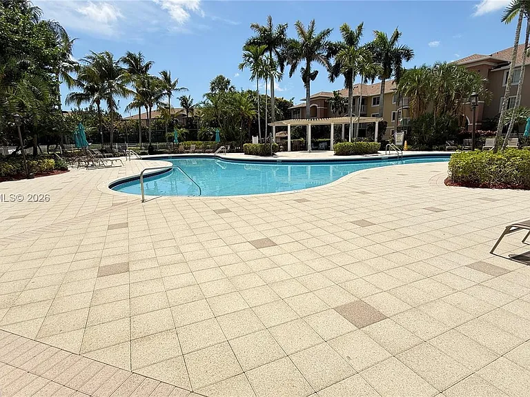 6458 Emerald Dunes Dr #303 — Photo 23