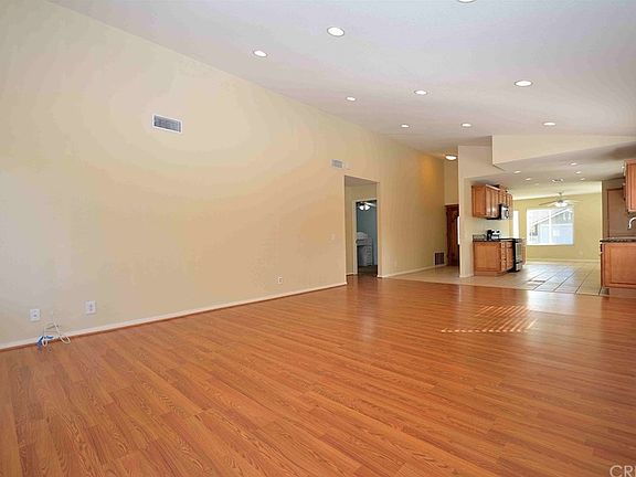 4th image of 27553 Cherry Creek Dr