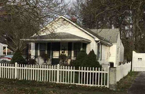 2nd image of 5122 Texas Ave
