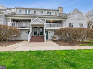 30 Academy Ct, Pennington, NJ 08534