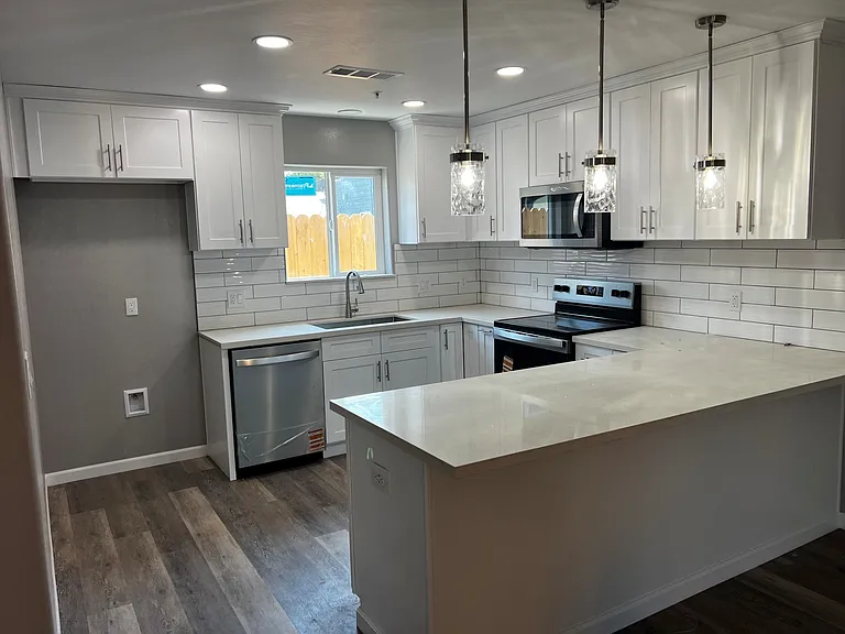336 N H St #336 — Photo 2