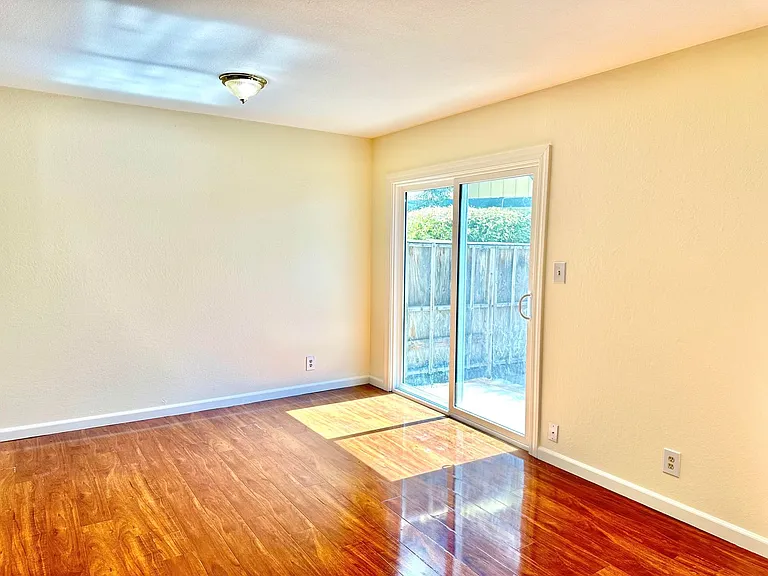 43308 Grimmer Blvd — Photo 5