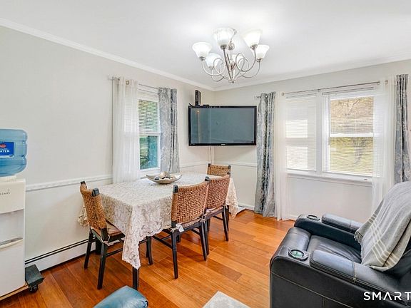 3rd image of 701 Bucks Hill Road