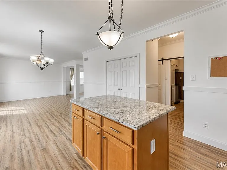 1824 English Oak Dr — Photo 8