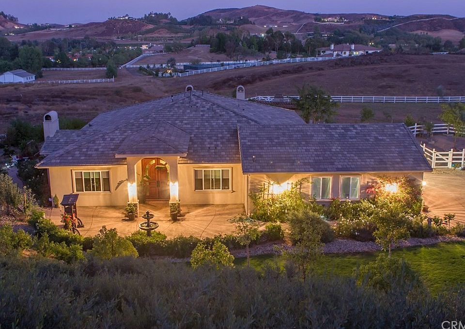 1st image of 39010 Vista Del Bosque