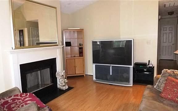 3rd image of 2600 Cashel Ct