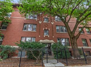 805 W Belle Plaine Ave #103, Chicago, IL 60613