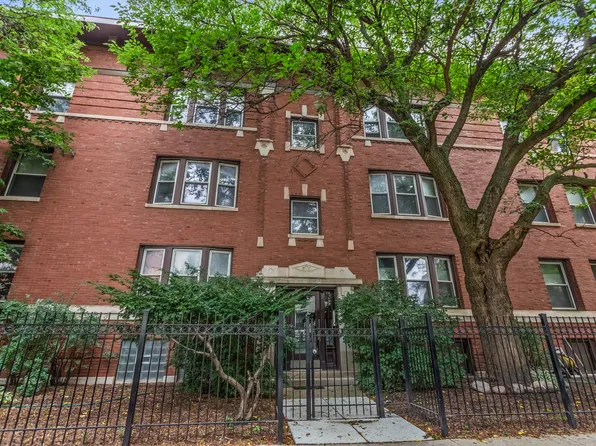 805 W Belle Plaine Ave #103, Chicago, IL 60613