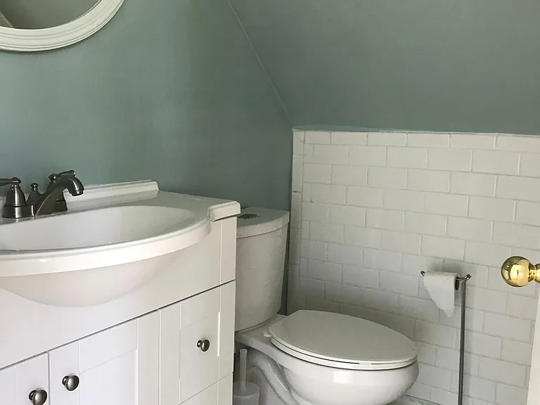 515 Foote St SW #2 — Photo 13