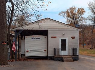 41 Boo Blvd, Falling Waters, WV 25419