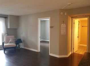 2040 Cleaver Ave #210, Burlington, ON L7M4C4