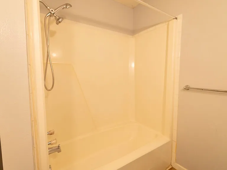 1016 Grayland Dr — Photo 9