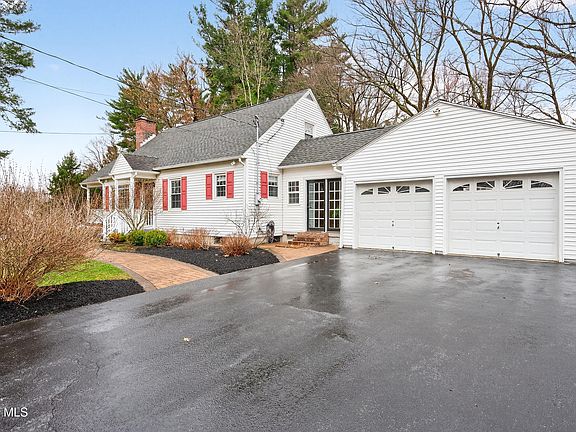 3rd image of 6483 Vosburgh Road