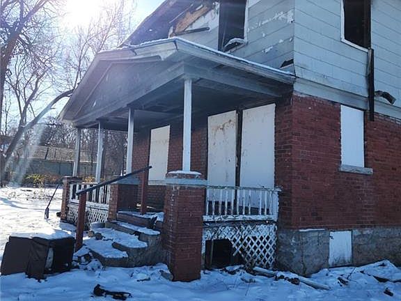 2nd image of 1512 Kensington Ave