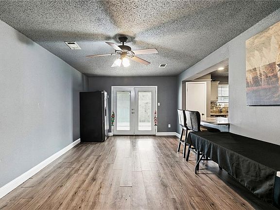 3rd image of 3861 Nathan Kornman Dr