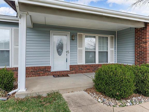 5th image of 6157 Clovergreen Pl