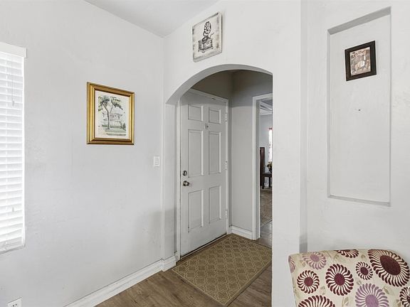3rd image of 2312 Olympic Dr