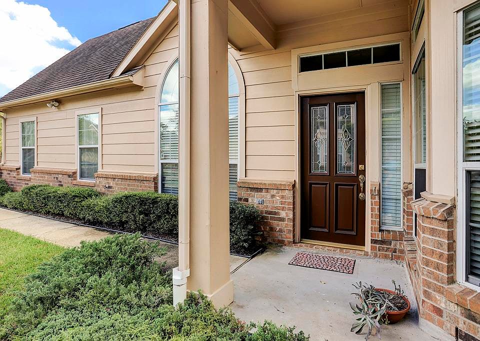 1st image of 8926 Summer Ash Ln
