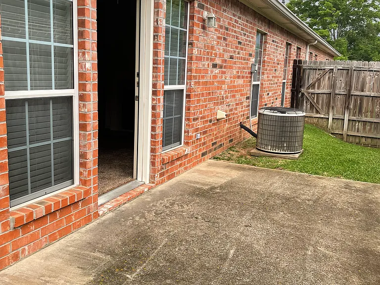6214 Ashton Ct — Photo 16