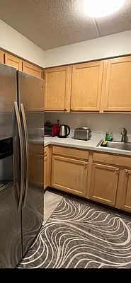 Rented by Mega Suite Realty | media 9