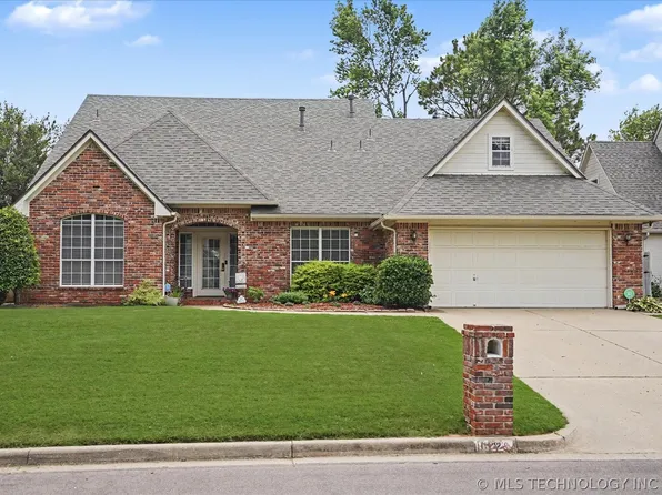 8622 E 100th Pl, Tulsa, OK 74133