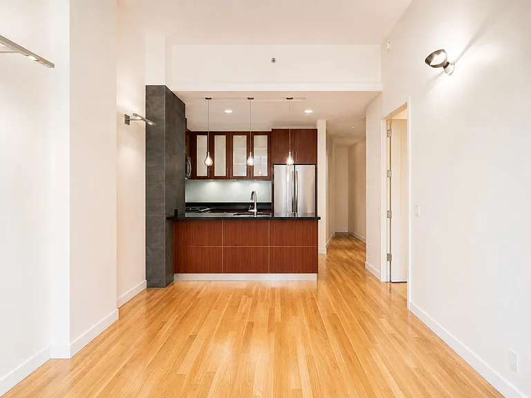 59 John St #2A — Photo 5