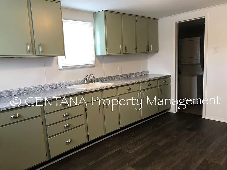 2537 S Dakota St — Photo 4
