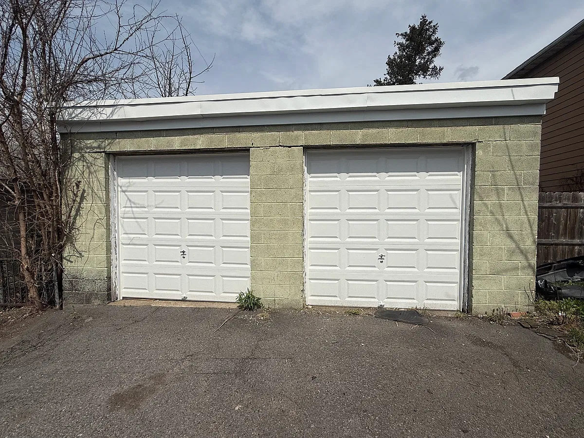 Building Photo - 1239-1243 Academy St #2