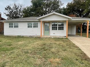 234 Shellwood Dr, Wake Village, TX 75501
