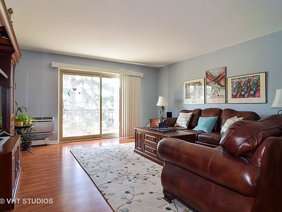 3rd image of 1198 Royal Glen Dr APT 309A