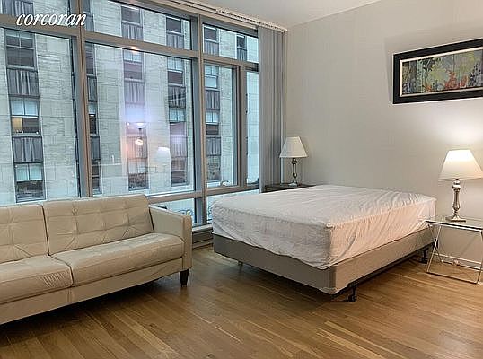 1st image of 18 W 48th St APT 3A