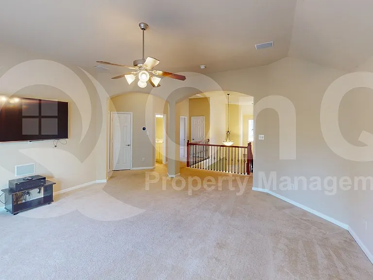 5836 Windy Meadow Ln — Photo 12