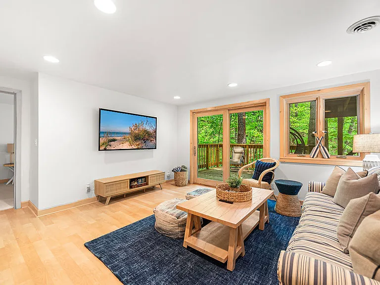 4095 Birchmont Trl — Photo 21