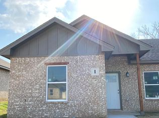 1531 W Kilpatrick St UNIT I, Cleburne, TX 76033